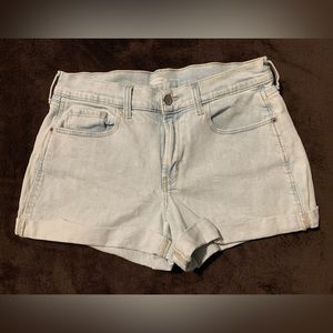 Old Navy Boyfriend shorts